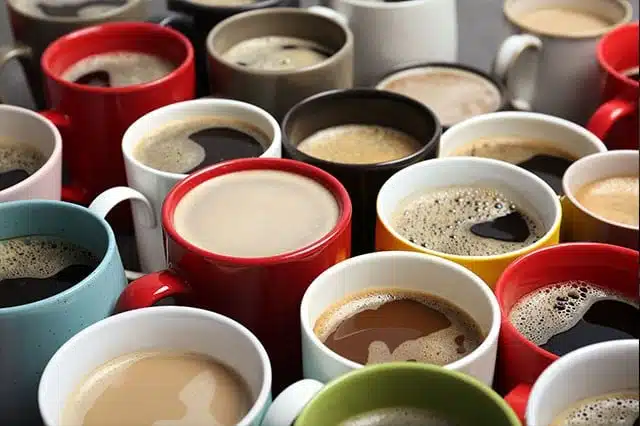 Haben Sie noch alle Tassen im Schrank? 3 Tassen