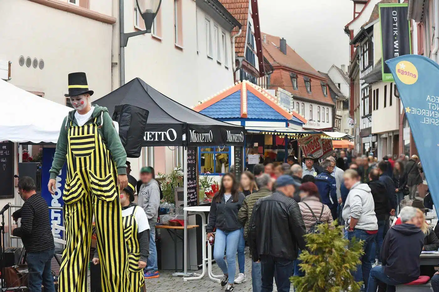 Mehr als „Dienst nach Vorschrift“ 8 Altstadtfest Babenhausen